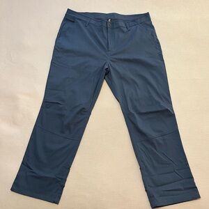 Men's 42/30 Mountain Hardwear Hiking Pants